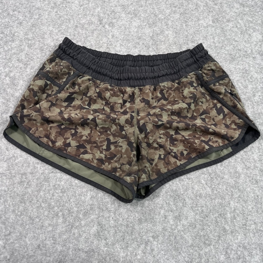 Lululemon Athletica Mystic Jungle Fatigue Green Black Tracker Shorts III Size 10